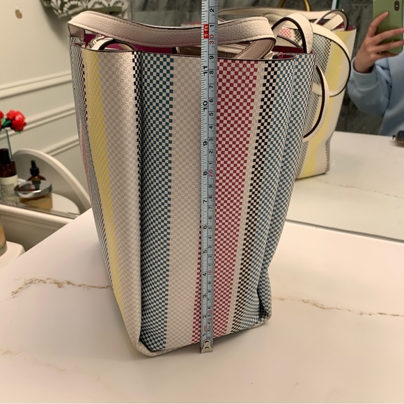 Vince Cammuto Tote Bag - Picture 9 of 9